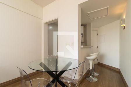 Sala de apartamento para alugar com 1 quarto, 47m² em Centro, Campinas