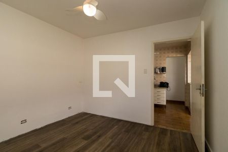 Sala de casa para alugar com 2 quartos, 120m² em Vila Ivone, São Paulo