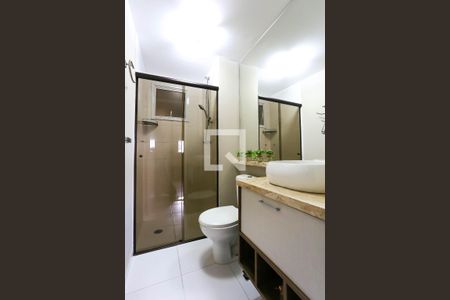 Banheiro de apartamento à venda com 2 quartos, 70m² em Jardim Parque Morumbi, São Paulo