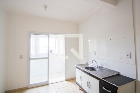 Sala/Cozinha de apartamento à venda com 2 quartos, 90m² em Jardim Silvana, Santo André