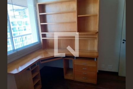 Apartamento à venda com 3 quartos, 132m² em Icaraí, Niterói