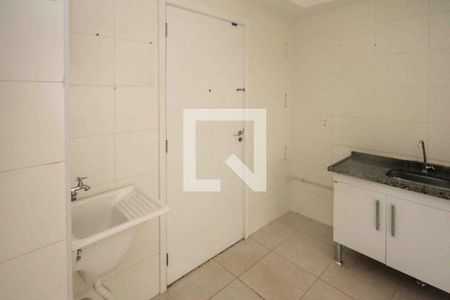 Cozinha e Área de Serviço de apartamento para alugar com 2 quartos, 32m² em Vila Ema, São Paulo