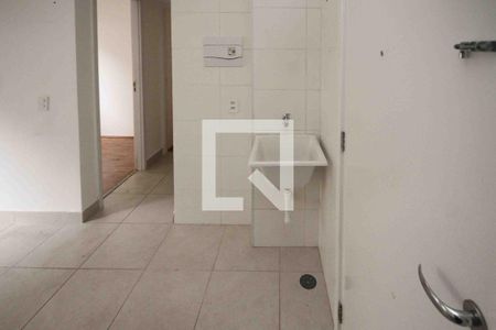 Cozinha e Área de Serviço de apartamento para alugar com 2 quartos, 32m² em Vila Ema, São Paulo