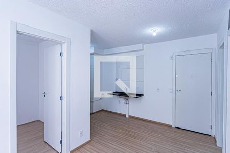 Sala, cozinha e área de serviço de apartamento para alugar com 2 quartos, 39m² em Vila Pirituba, São Paulo