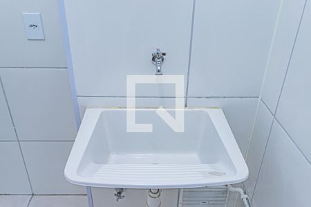 Sala, cozinha e área de serviço de apartamento para alugar com 2 quartos, 39m² em Vila Pirituba, São Paulo