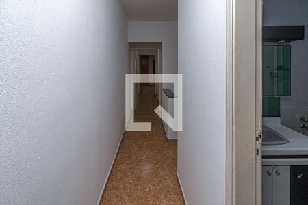 corredor para os cômodos_1 de casa para alugar com 3 quartos, 230m² em Vila Santa Teresa (zona Sul), São Paulo