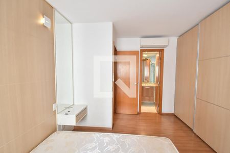 Suíte de apartamento para alugar com 3 quartos, 104m² em Ipiranga, São Paulo
