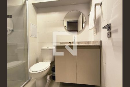Banheiro de kitnet/studio para alugar com 1 quarto, 24m² em Vila Mariana, São Paulo