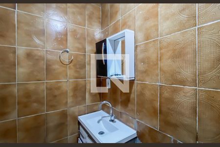 Banheiro de apartamento para alugar com 2 quartos, 42m² em Vila Silvia, São Paulo