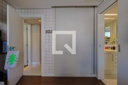 Quarto 1 de apartamento à venda com 4 quartos, 195m² em Sion, Belo Horizonte