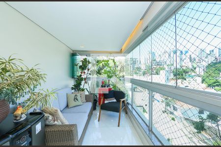 VARANDA GOURMET de apartamento à venda com 4 quartos, 165m² em Coracao de Jesus, Belo Horizonte