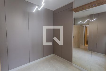 Closet da Suíte de apartamento à venda com 4 quartos, 150m² em Santo Antônio, Belo Horizonte
