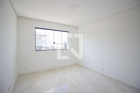 Quarto Suíte de casa à venda com 3 quartos, 120m² em Cândida Ferreira, Contagem