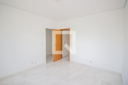 Quarto Suíte de casa à venda com 3 quartos, 120m² em Cabral, Contagem