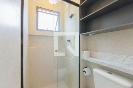 Banheiro de apartamento para alugar com 1 quarto, 32m² em Vila Monumento, São Paulo