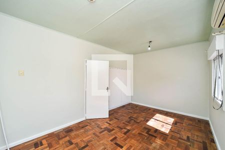 Quarto 2 de apartamento para alugar com 2 quartos, 60m² em São Sebastião, Porto Alegre