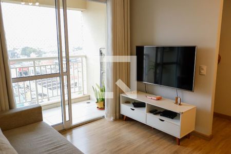 sala de apartamento para alugar com 2 quartos, 62m² em Km 18, Osasco