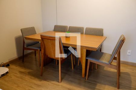 sala de apartamento para alugar com 2 quartos, 62m² em Km 18, Osasco