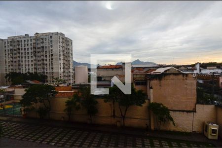 Quarto 1 de apartamento para alugar com 2 quartos, 47m² em Imperial de São Cristóvão, Rio de Janeiro