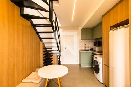 Sala/Cozinha de apartamento para alugar com 1 quarto, 37m² em Novo Mundo, Curitiba