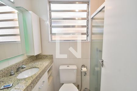 Banheiro de casa para alugar com 1 quarto, 50m² em Cambuci, São Paulo