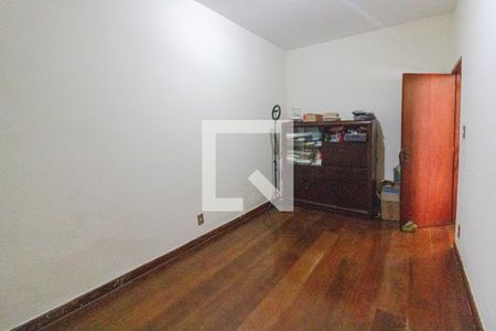 Casa à venda com 5 quartos, 277m² em Vila Rosalia, Guarulhos