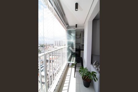 Varanda da Sala de apartamento à venda com 2 quartos, 44m² em Vila Itapegica, Guarulhos