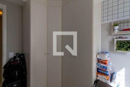 Quarto 2 de apartamento à venda com 2 quartos, 42m² em Jardim Gracinda, Guarulhos