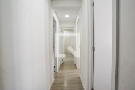 Corredor de apartamento para alugar com 3 quartos, 83m² em Vila Assunção, Santo André