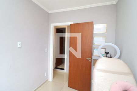 Quarto de apartamento à venda com 4 quartos, 160m² em Jardim Guanabara, Rio de Janeiro