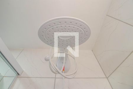 Banheiro de apartamento à venda com 1 quarto, 39m² em Humaitá, Porto Alegre