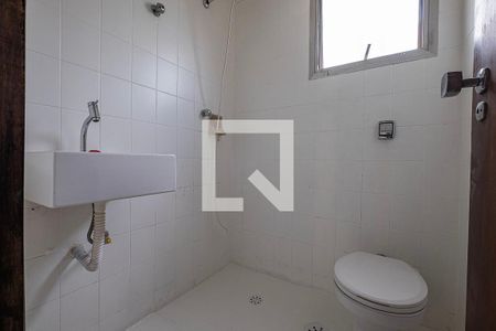 Banheiro de apartamento para alugar com 1 quarto, 45m² em Jardim Paulista, São Paulo