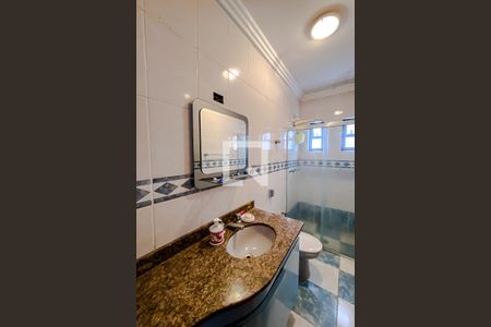 Banheiro da Suíte de casa à venda com 4 quartos, 300m² em Vila Claudia, São Paulo