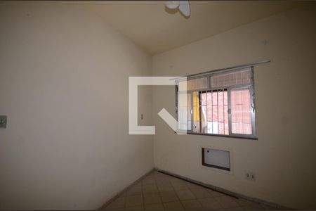 Quarto 1 Suite de casa para alugar com 2 quartos, 69m² em Jardim Sulacap, Rio de Janeiro