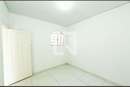 QUARTO2 de casa para alugar com 2 quartos, 130m² em Carlos Prates, Belo Horizonte