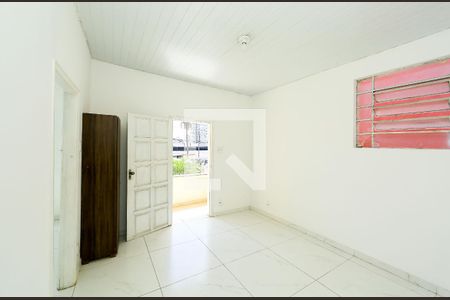 SALA de casa para alugar com 2 quartos, 130m² em Carlos Prates, Belo Horizonte