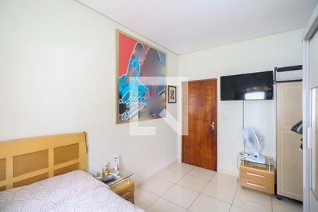 Quarto 1 de casa à venda com 2 quartos, 100m² em Santo Antônio, São Caetano do Sul