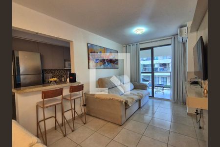 Sala  de apartamento para alugar com 3 quartos, 85m² em Recreio dos Bandeirantes, Rio de Janeiro