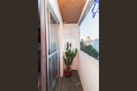 Sacada de apartamento à venda com 2 quartos, 58m² em Vila Taquari, São Paulo