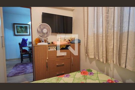 Quarto 1 de casa à venda com 2 quartos, 70m² em Campo Novo, Porto Alegre