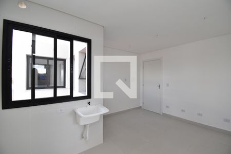 Sala/Cozinha de apartamento para alugar com 1 quarto, 34m² em Cajuru, Curitiba