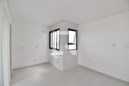 Sala/Cozinha de apartamento para alugar com 1 quarto, 34m² em Cajuru, Curitiba