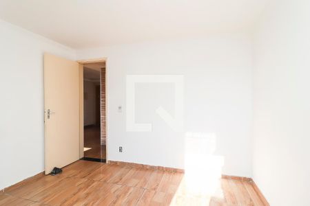 Quarto 1 de apartamento para alugar com 2 quartos, 47m² em Conjunto Residencial José Bonifácio, São Paulo