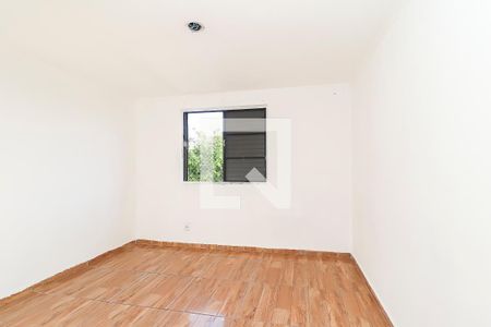 Quarto 1 de apartamento para alugar com 2 quartos, 47m² em Conjunto Residencial José Bonifácio, São Paulo