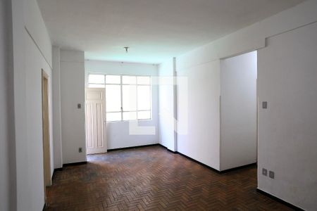 Sala de apartamento para alugar com 3 quartos, 83m² em Centro, Belo Horizonte