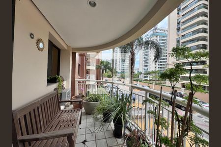 Varanda de apartamento para alugar com 3 quartos, 81m² em Barra da Tijuca, Rio de Janeiro