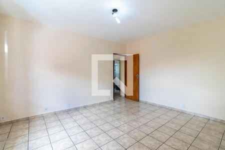 Quarto 1 de casa para alugar com 3 quartos, 200m² em Vila Roque, São Paulo