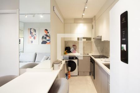 Cozinha de apartamento para alugar com 2 quartos, 37m² em Moema, São Paulo