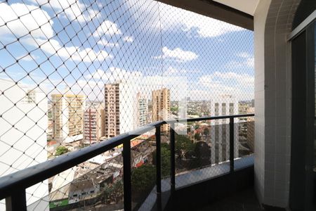 Sacada de apartamento para alugar com 1 quarto, 63m² em Centro, Uberlândia