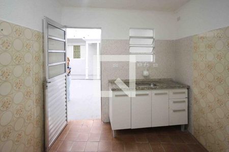 Cozinha de casa para alugar com 2 quartos, 86m² em Vila Ivg, São Paulo